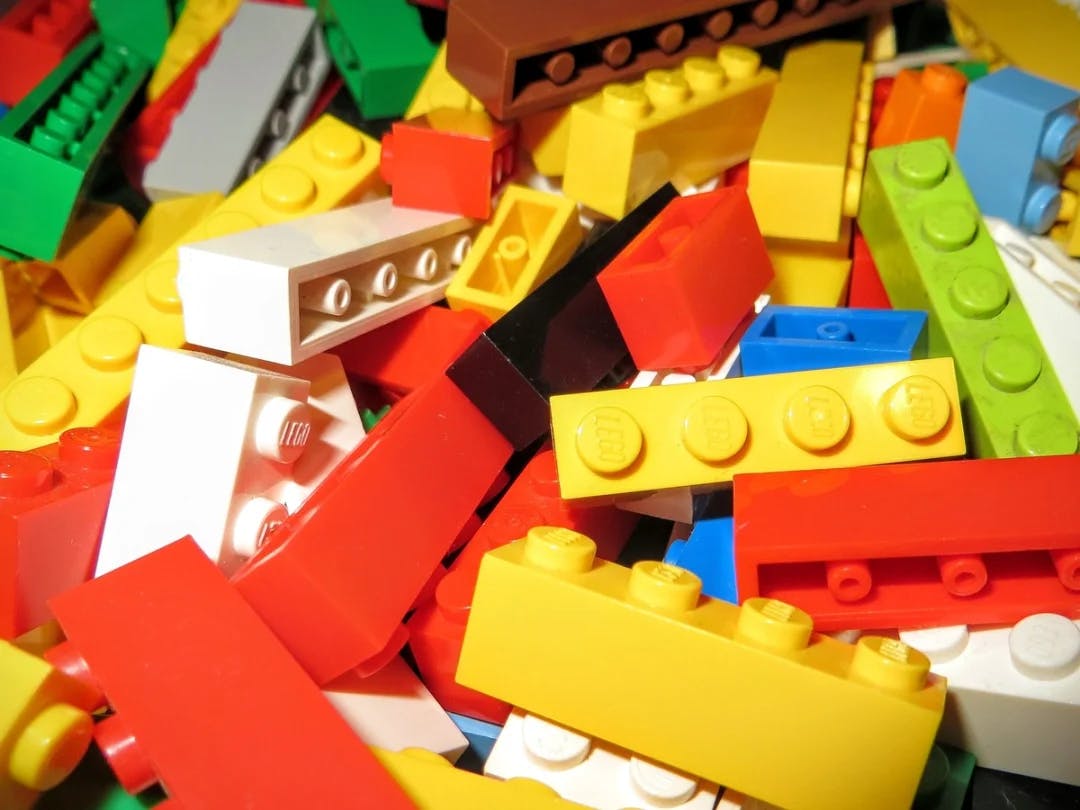 Legoklosser i haug